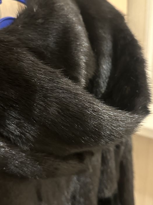 Продам норковую шубку