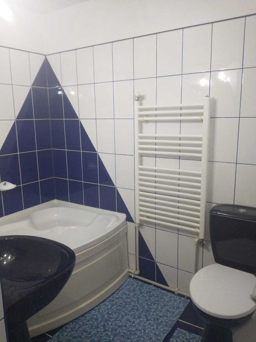 Regim Hotelier, stradal, decomandat, parter.