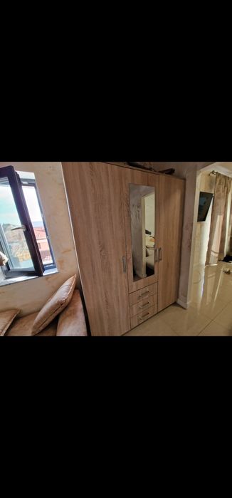 De inchiriat 2 camere Apartament studio Garsoniera