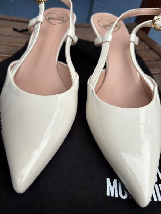 Pantofi Moschino