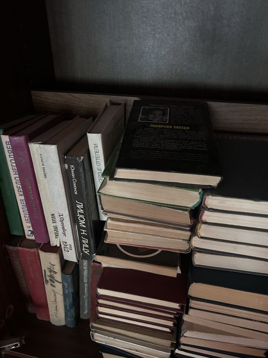 10 книг 500 тенге