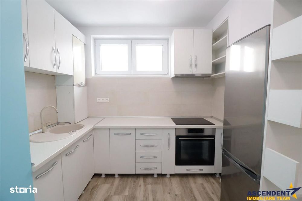 Studio luminos, regim vila, cu parcare privata – Tractorul, Brasov – o