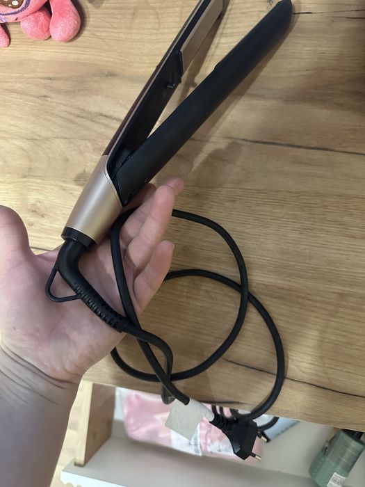 Утюжок для выпрямления волос