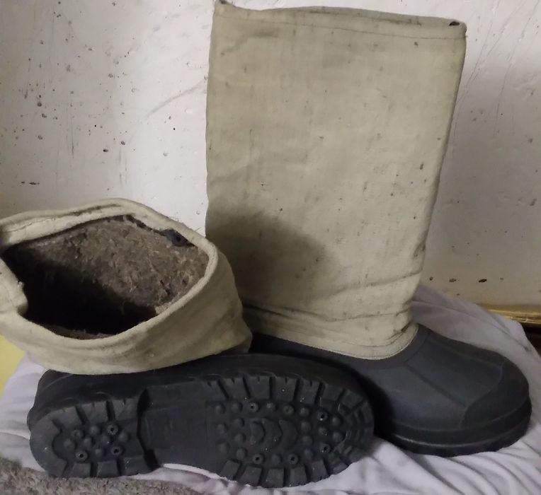 Продам Бахилы Брезент утепленые