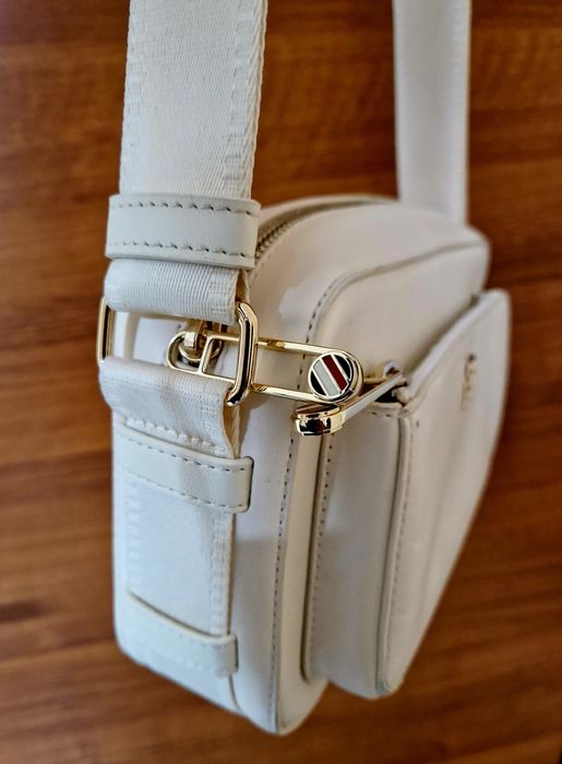 Дамска чанта Tommy Hilfiger