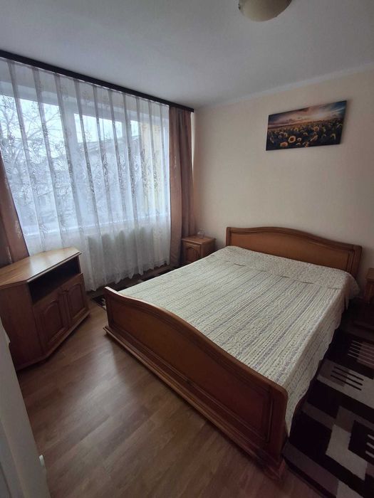 Apartament 3 camere vis-a-vis de tribunal