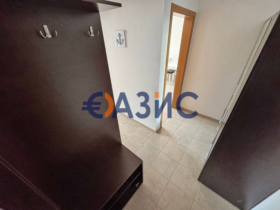 Продава се Двустаен апартамент в к.к. Слънчев бряг - 66 кв.м за 1114 €/кв.м - Снимка #4