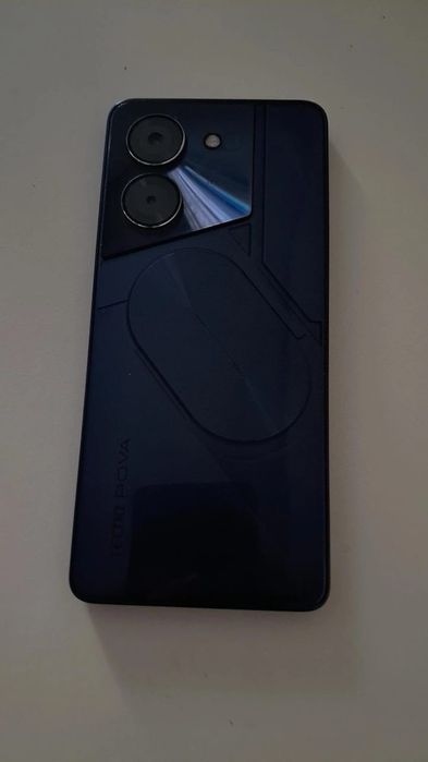 Обменяю телефон tecno pova 5 pro