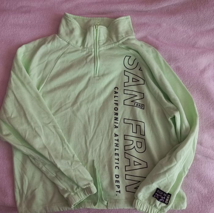 Дамски суитшърти и худита: H&M, Zara, Crop, Sinsay