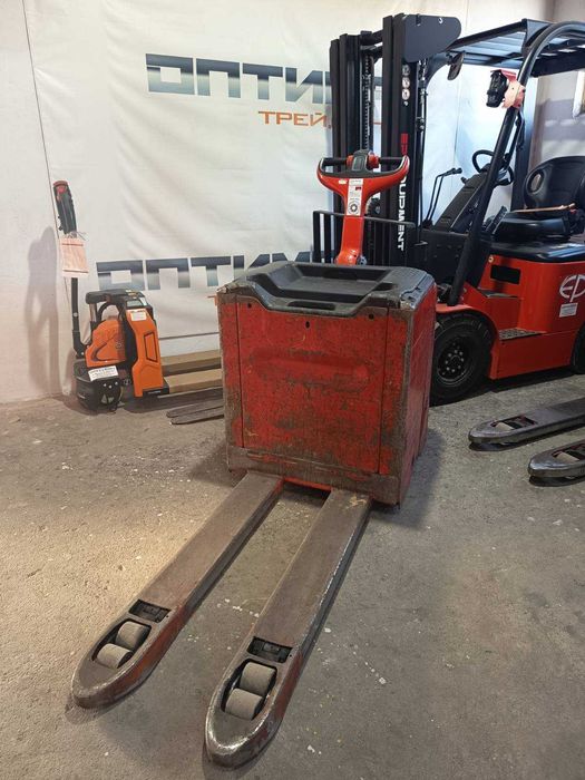 Електрическа палетна количка- LINDE T30