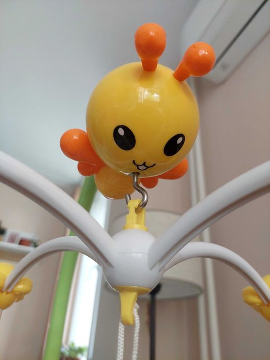 Бебешка въртележка за кошара/легло