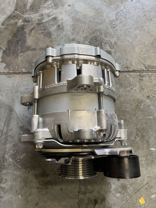 Alternator nou Mercedes 1.3tce Hibrid Cod-A0009000446