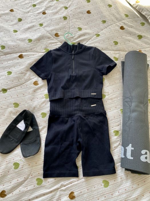 Костюм для тренировки