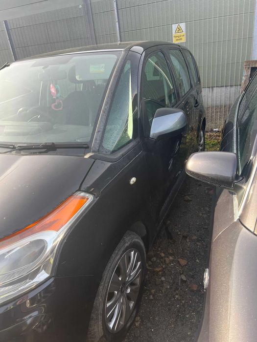 Dezmembrez citroen c3 picasso 1.6D cod 9HX CUTIE 5 TREPTE