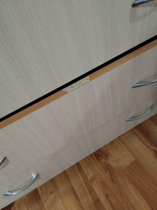 Продам угловой шкаф