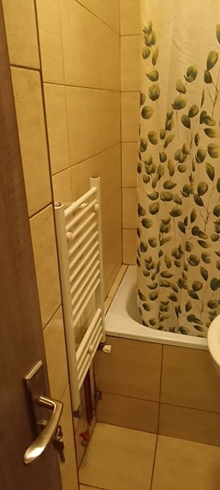 Închiriez garsonieră