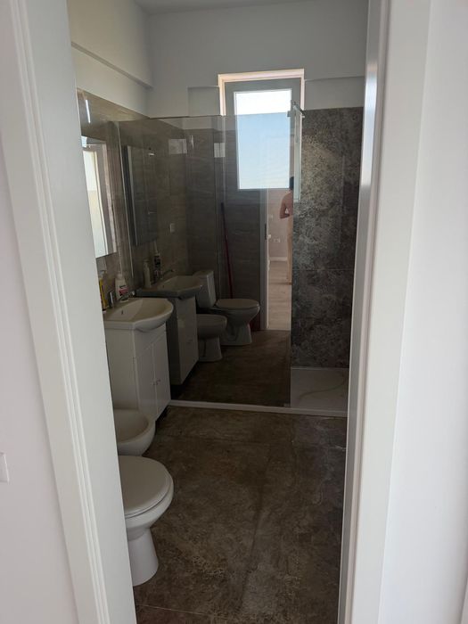 Închiriez apartament cu 2 camere în  Bragadiru Ilfov vizavi de Leroy șos Alexandriei Nr 226Merlin nemobilat preț 300€ bloc nou cu toate utilitățile
