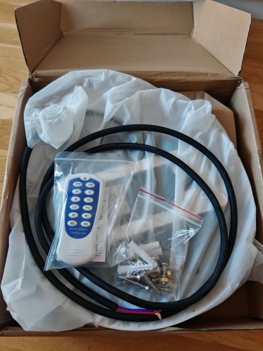 LED лампа за басейн 36 W, 12V с дистанционно управление IP68