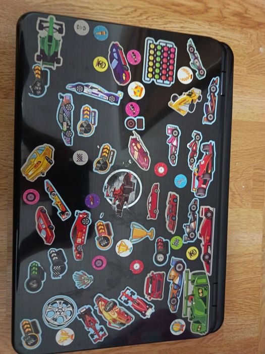 Laptop Dell încă funcționează