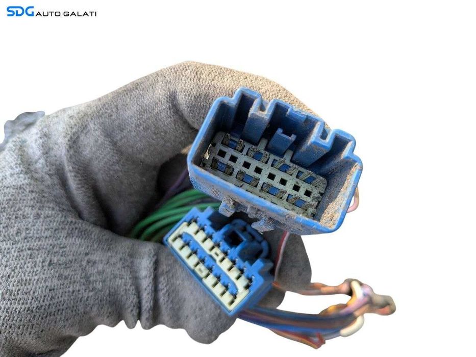 Cui Carlig Remorcare Tractare cu Instalatie Electrica Ford Focus 1 Hatchback Scurt 1998 - 2004 [LC1973]