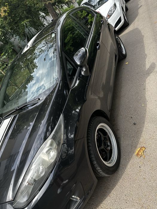 FORD Fiesta 2015 — imagine 3