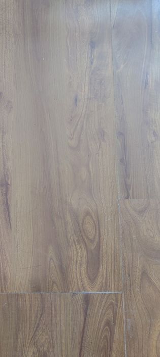 Продам б/у ламинат