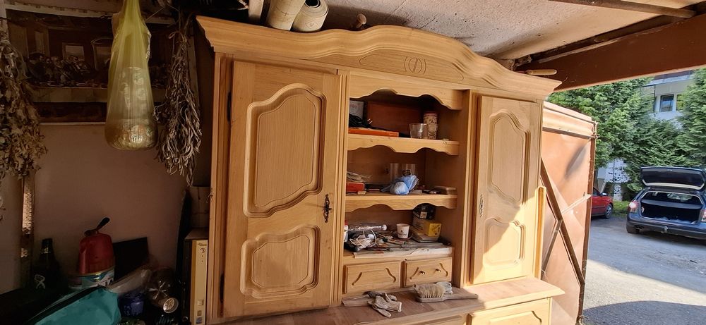 Mobilă lemn masiv / vitrină / bufet
