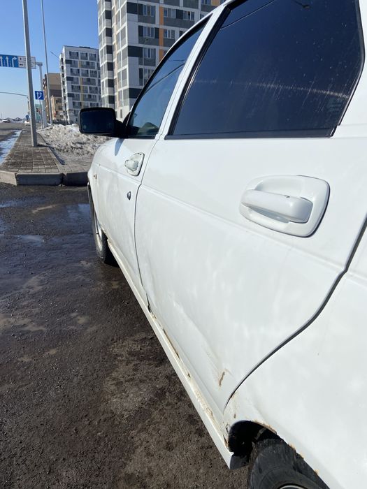 Приора 1 2010год