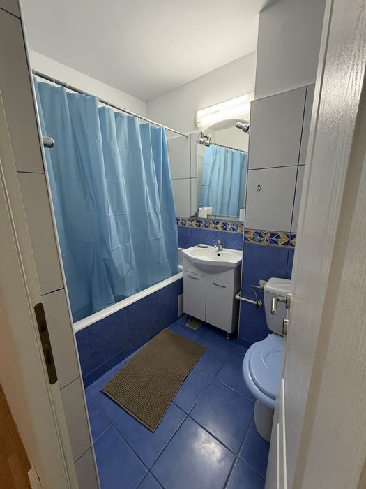 Inchiriez Apartament 3 camere