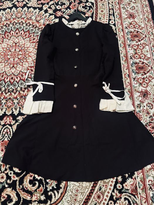 платье очень  красивая