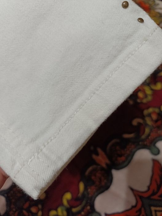 Белые джинсы от Morgan