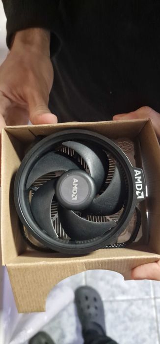 Kit AMD Ryzen 7 2700 4.1GHz Cu Cooler Stock Si 8GB Ram DDR4 2666 Mhz