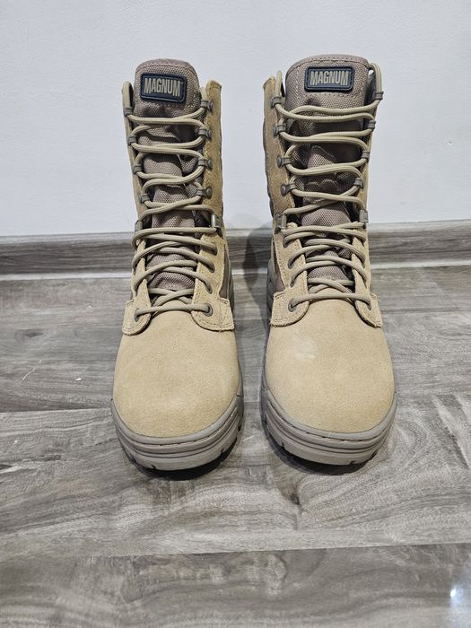 Bocanci militari Magnum nr 41, dimensiune talpic 26,5 cm