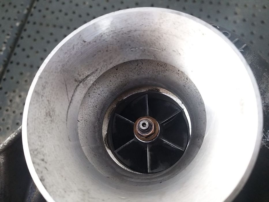 Turbina 2.0 d bmw seria 5 f10 f11 pentru piese 851518701a 49335-00520 11032800056 tf035hl6bs-09gft