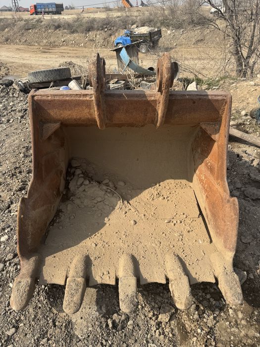 Ковш экскаватор