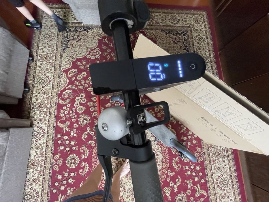 Электросамокат  KUQUAY