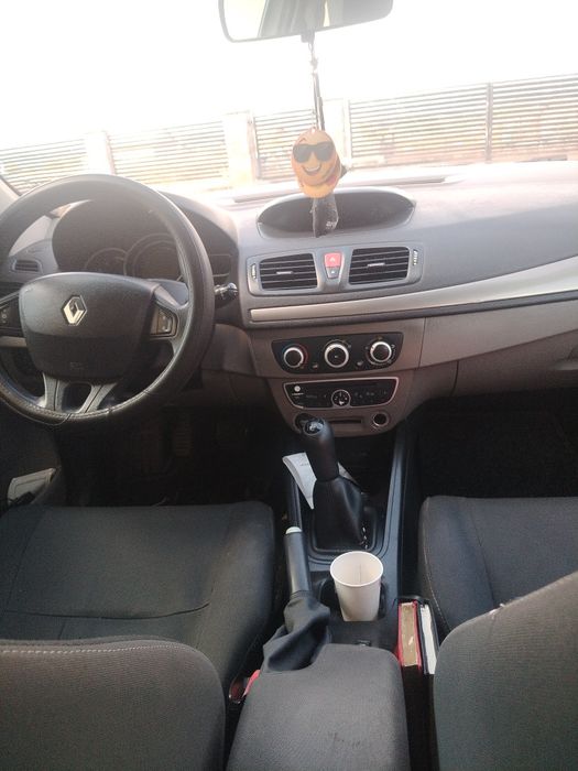 RENAULT Megane 2011 — imagine 2