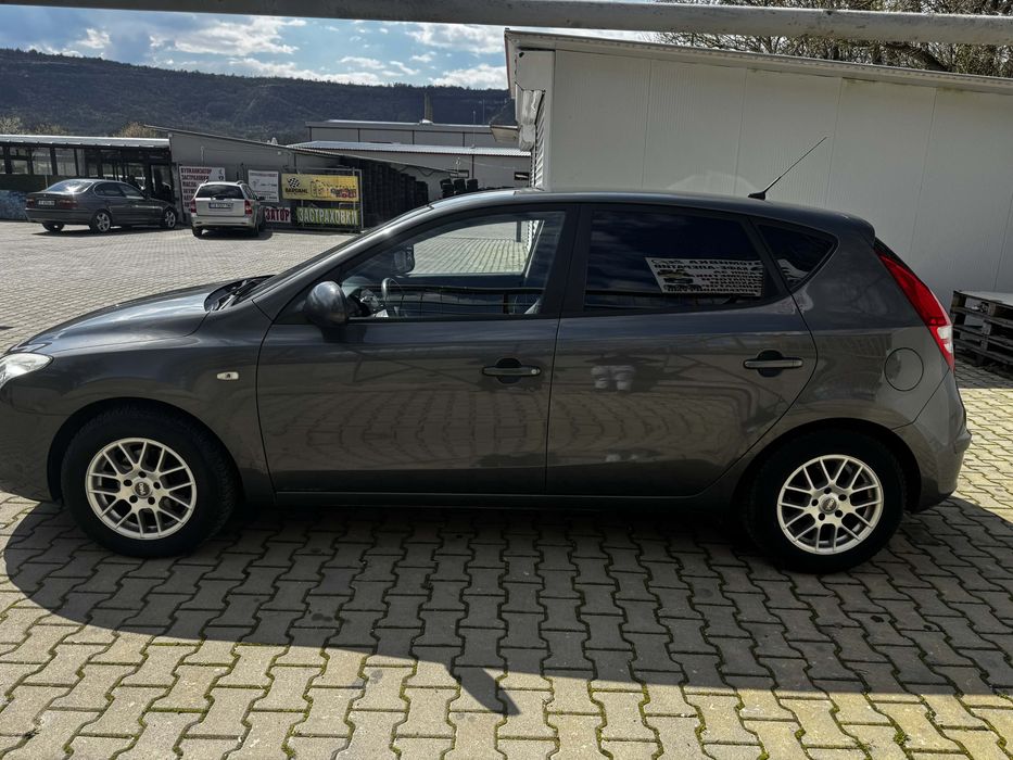 Hyundai i30 2.0 CRDi