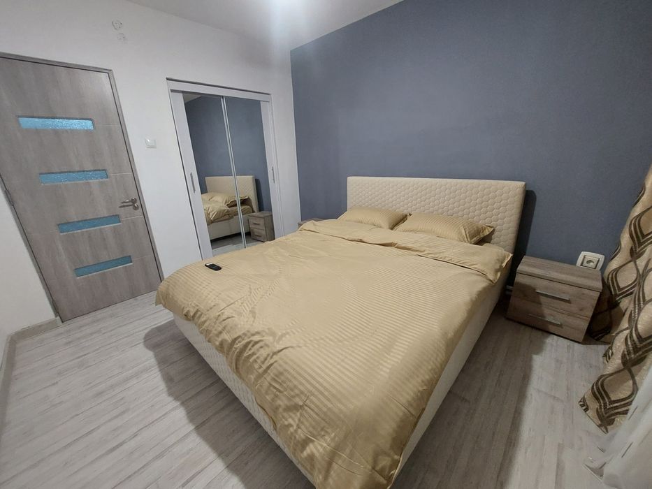 Apartament cu 3 camere,250 de lei,regim hotelier