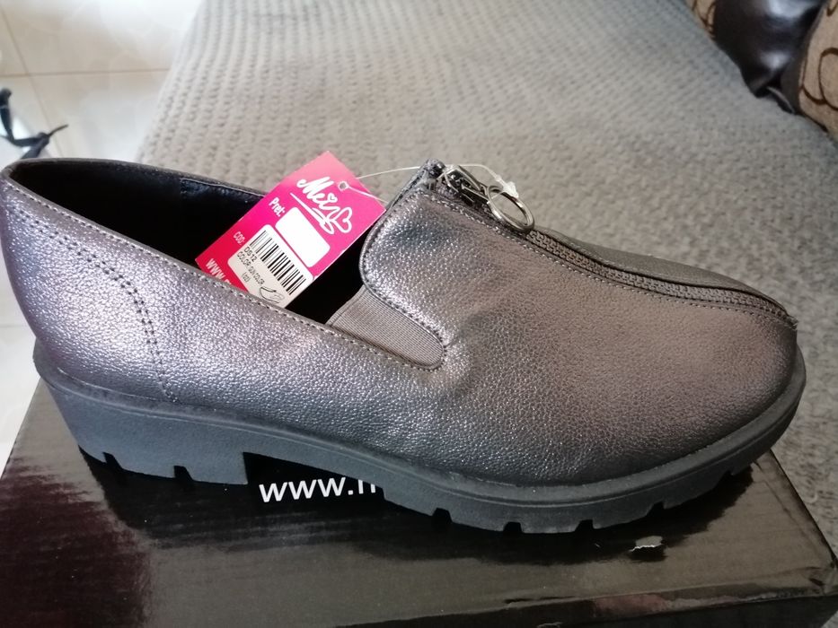 Pantofi dama noi