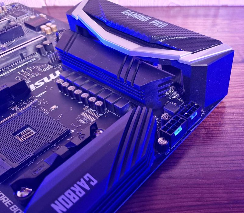 Продавам дъно Mainboard MSI X470 GAMING PRO CARBON AM4, AMD