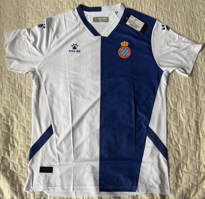 (06.03) Оригинални футболни тениски и горнища