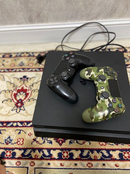 Playstation 4 slim 1tb