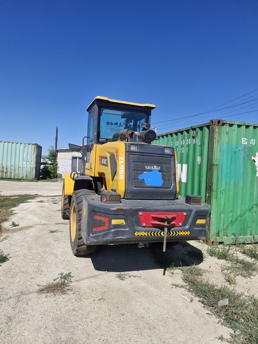 Продам погрузчик ZL