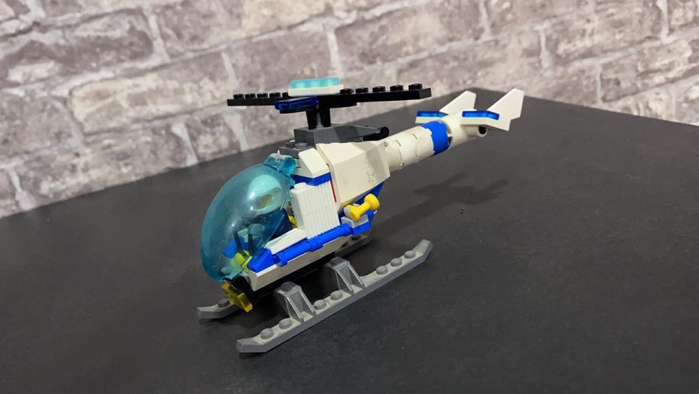 Vand lego Technic 2 in 1 8068, Lego city  60049, Lego  Police vapor
