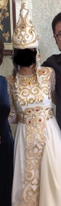 Свадебное национальное платье