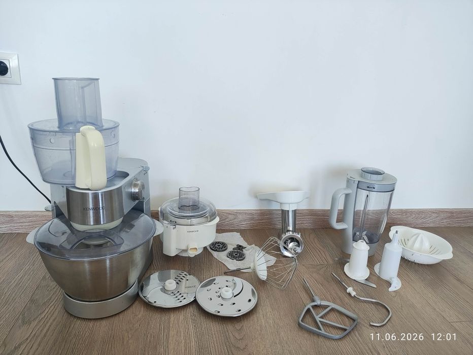 Кухненски робот и машина Kenwood Prospero Silver с много приставки