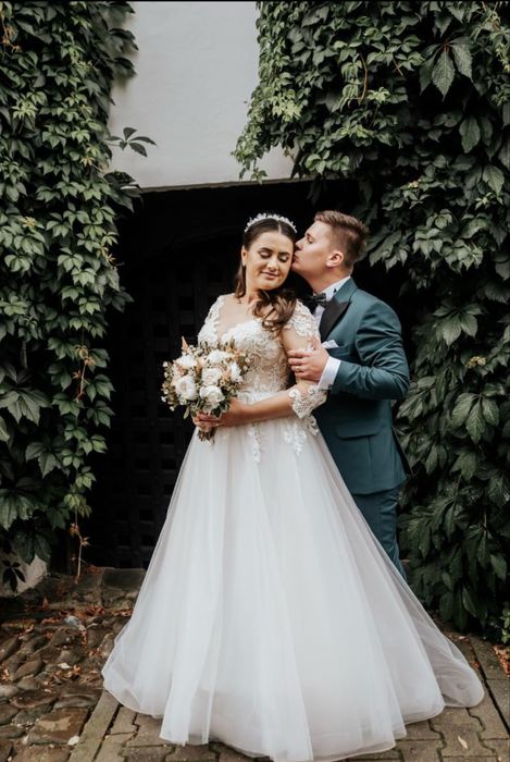 Vand rochie de mireasa