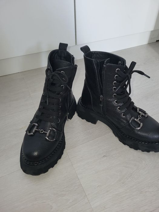 Bocanci piele naturala