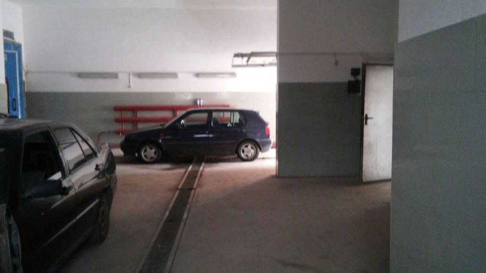 Сдам в аренду тёплый бокс  , 150м2, 100м2